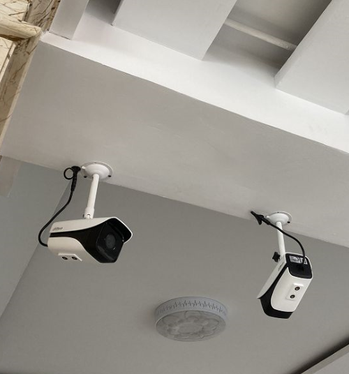 ͺعĘǌW(xu)У̌W(xu)k32·A300f(wn)رO(jin)ذ​